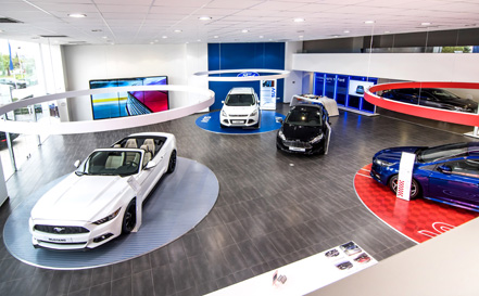 Νέο, υπερσύγχρονο FordStore-2