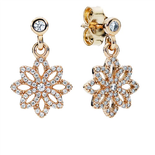 Στολίδια: Διακριτικά και περίτεχνα κοσμήματα-6