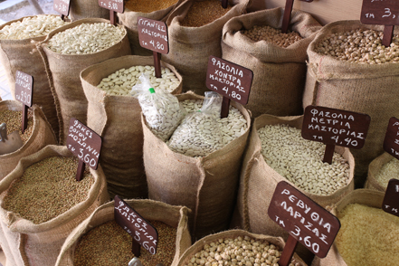 Όλη η Ελλάδα σ’ ένα μπακάλικο-2