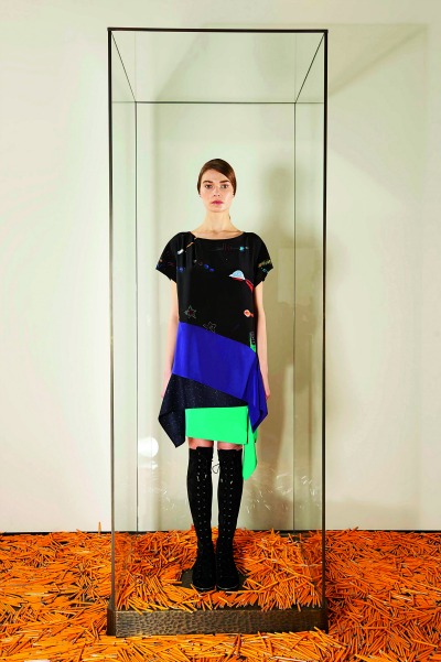 Μετά το μεταμοντερνισμό-17