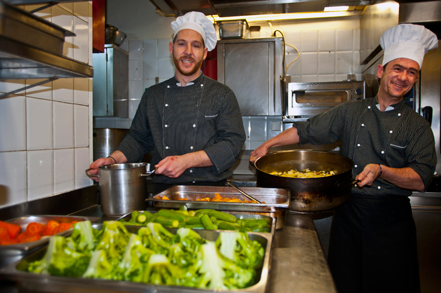 Φιλίππου: 93 χρόνια μαγειρευτά-1