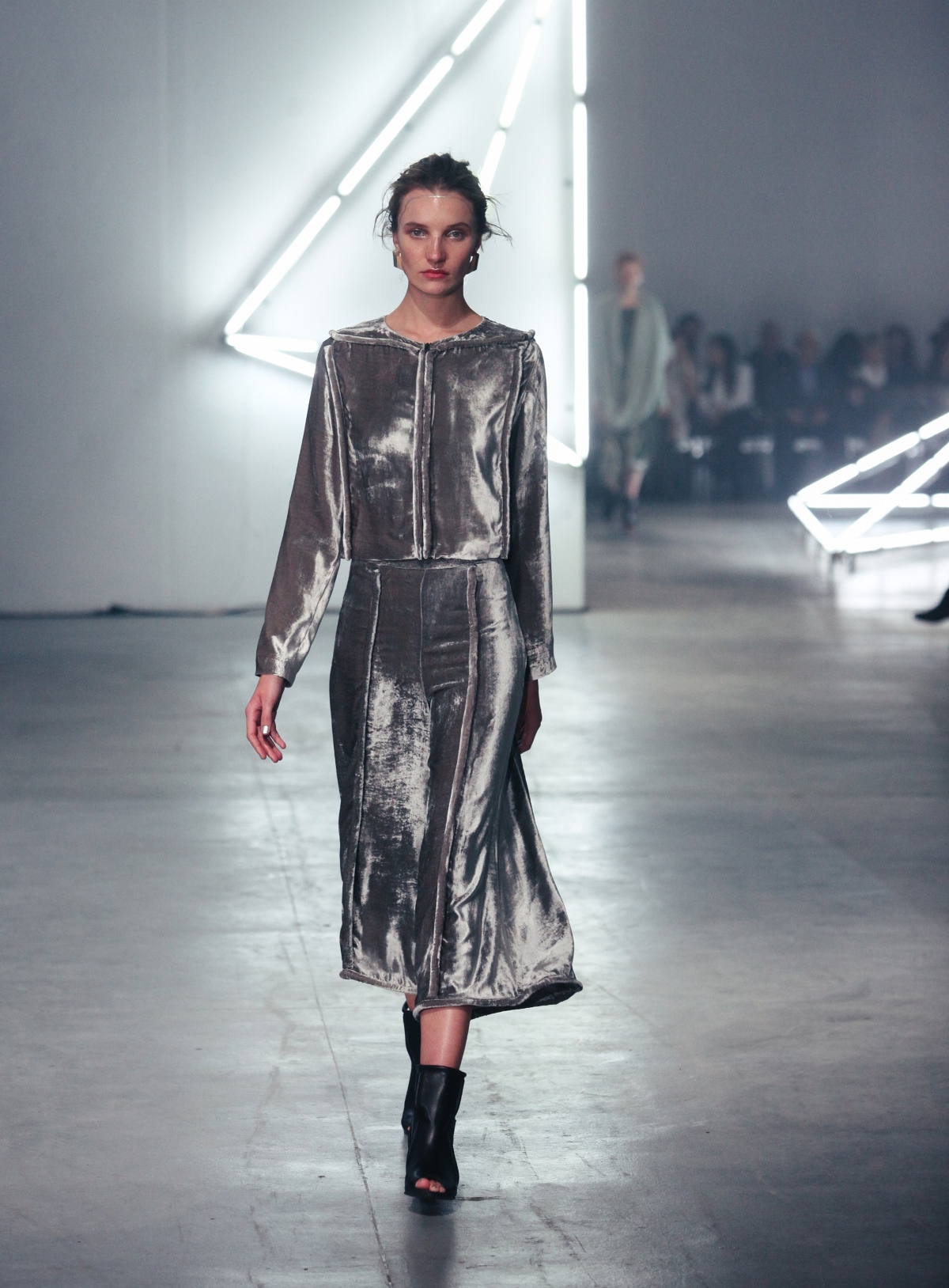 Η χειμερινή συλλογή της ελληνίδας σχεδιάστριας Ιωάννας Κουρμπέλα-2