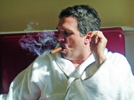 Τάμα στη Μύκονο: Το νέο μυθιστόρημα του Χρήστου Ζαμπούνη-4