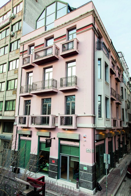 The Caravan: Ένα κτίριο-ταξίδι στο χρόνο-2