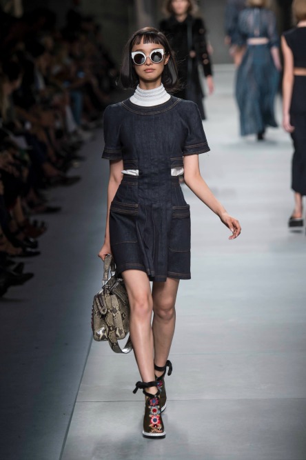 Στιλάτα φορέματα για κάθε σιλουέτα-1