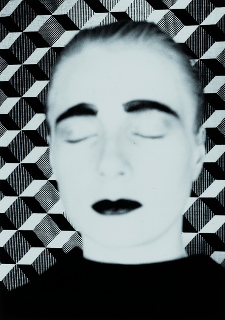 Αινιγματικά χρόνια-3