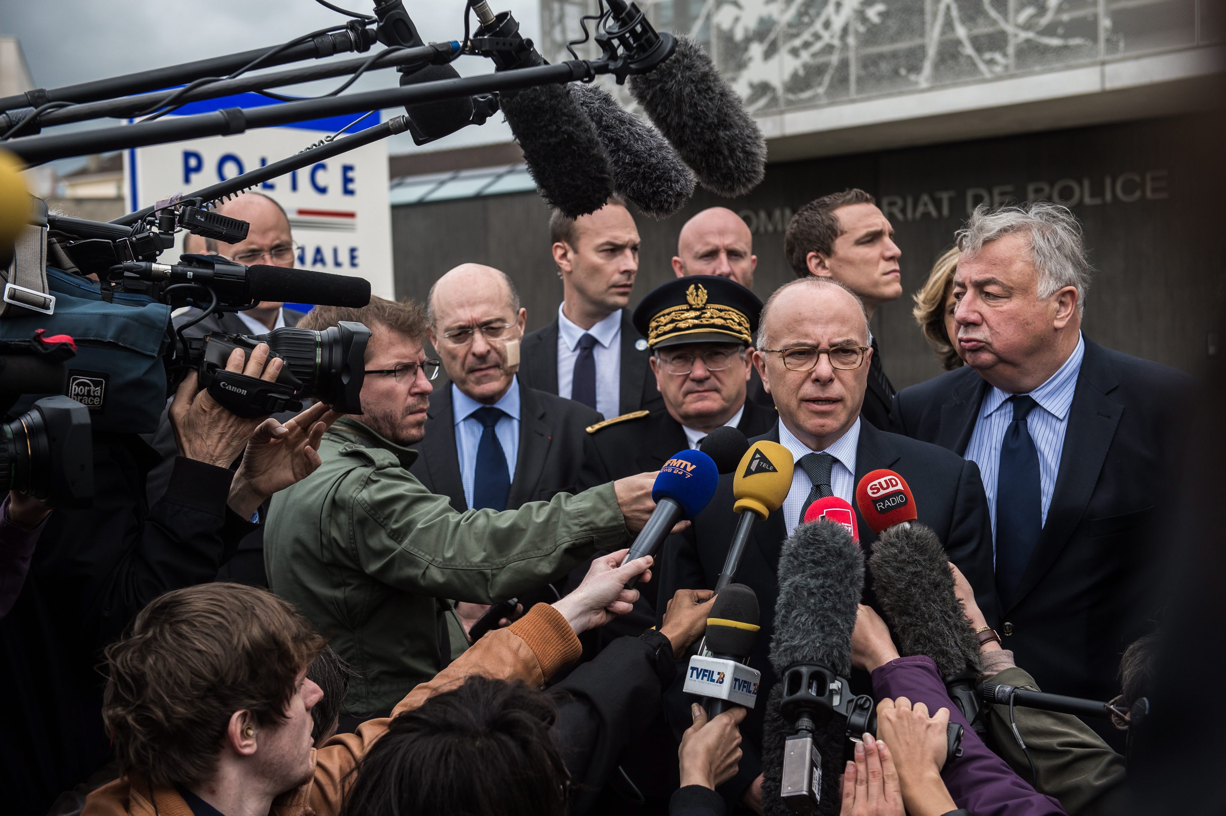 Πίστη στο ΙΚ είχε δηλώσει ο τζιχαντιστής του Παρισιού – απειλούσε με επιθέσεις στο Euro-1