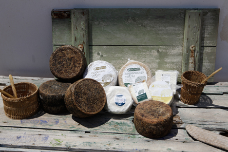 Τυροκομείο Μπαμπούνη στη Νάξο-2