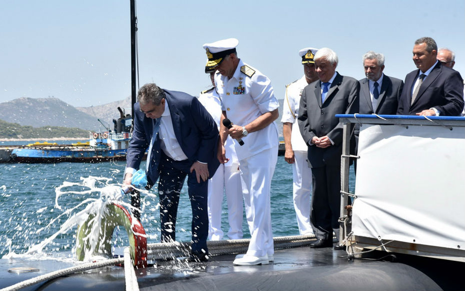 Ο Τσίπρας, οι αφίσες του ΠΑΣΟΚ και η μάχη γενεών στη Βρετανία-2