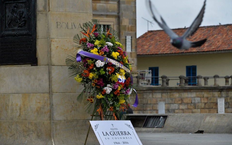 Ο Τσίπρας, οι αφίσες του ΠΑΣΟΚ και η μάχη γενεών στη Βρετανία-6