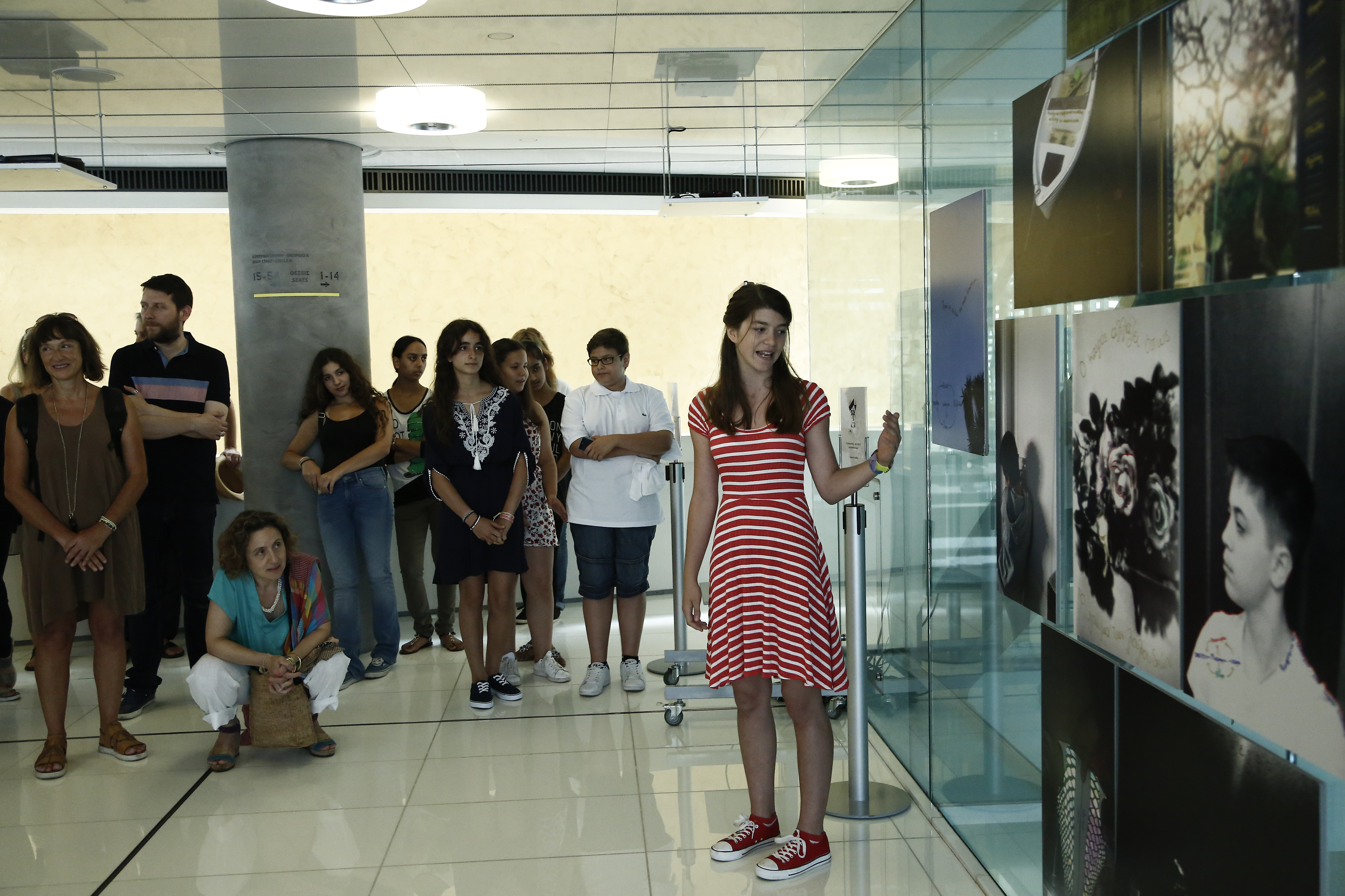 Οι αμαζόνες του Πούτιν, η πικρία του Γιούνκερ και τα ιπτάμενα panda-5