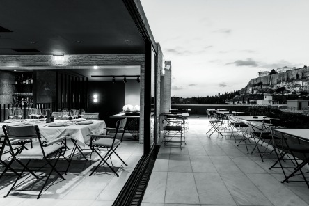 Θέα από ψηλά-1