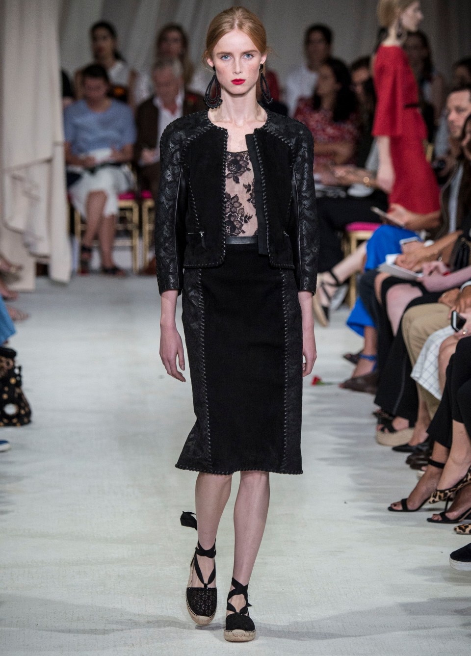 Εσπαντρίγιες: 5 lace up ζευγάρια για στιλάτες εμφανίσεις-1