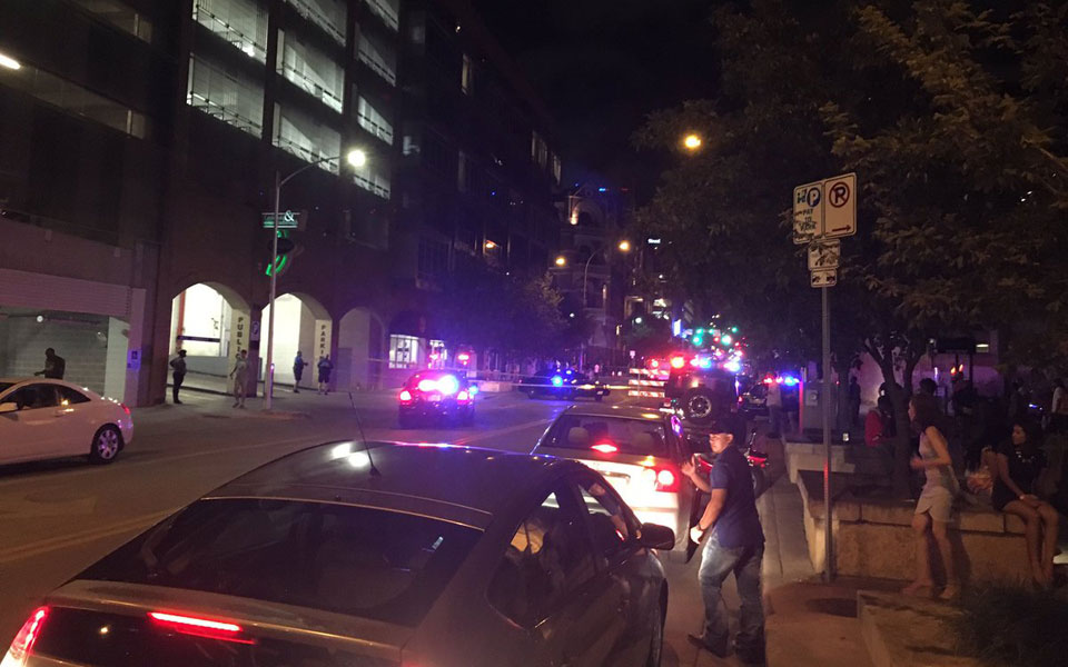 Μία γυναίκα νεκρή και τρεις τραυματίες από τους πυροβολισμούς στο Όστιν του Τέξας – βίντεο ντοκουμέντο-1