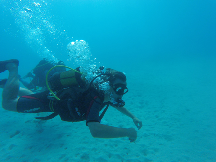 Έκθεση μοντέρνας τέχνης Sea to Shore Stories στον Άγιο Νικόλαο Κρήτης-1