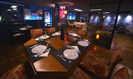 Polly Maggoo: Σερσέ λα φαμ-1