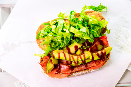 Κεραμεικός: Καφενεία, Michelin και ελληνική κουζίνα-11