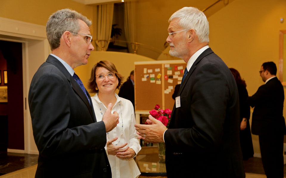 Πρόλογος μιας μεγάλης επίσκεψης-1