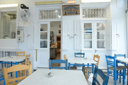 Μαργαρώ: cult μπαρμπουνοφαγία-1