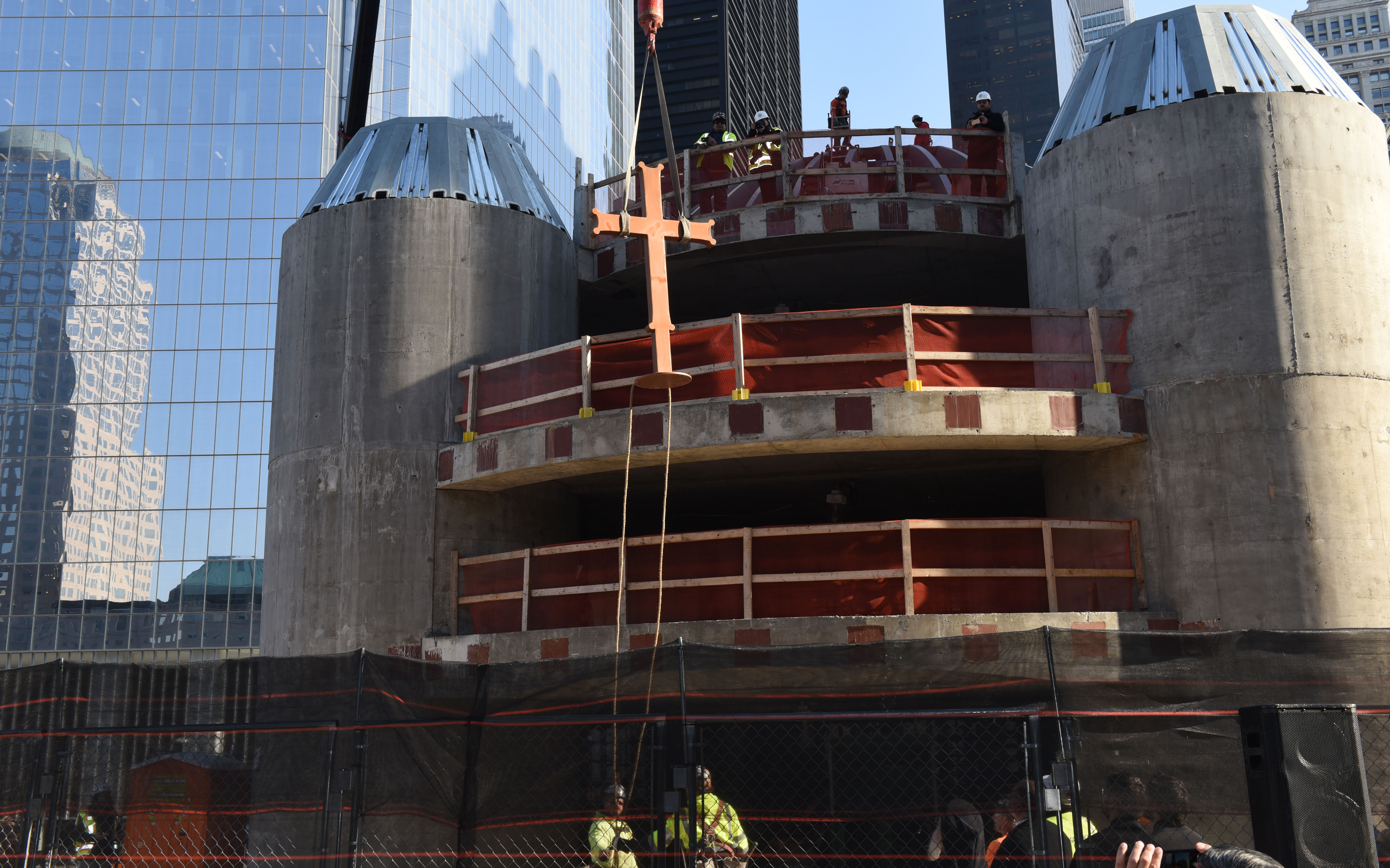 Η αναγέννηση του ναού Αγίου Νικολάου στο Σημείο Μηδέν (βίντεο)-1
