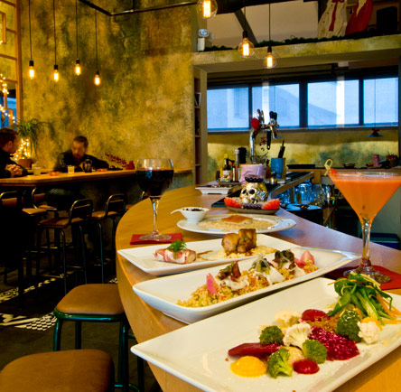 Το Θείο Τραγί: Πανκ συνδυασμοί ΠΟΠ υλικών-1