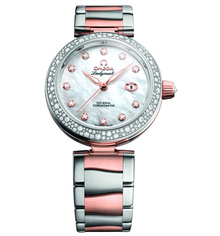 Γιορτές στην ανακαινισμένη μπουτίκ της OMEGA-4