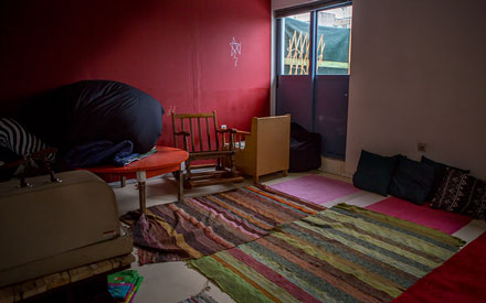 Επίσημο υλικό σε ανεπίσημα χέρια-9