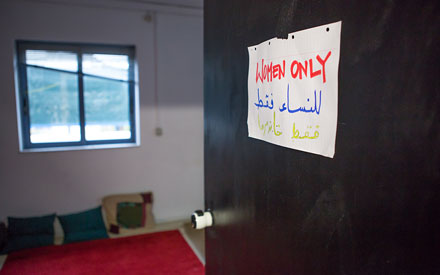 Επίσημο υλικό σε ανεπίσημα χέρια-10