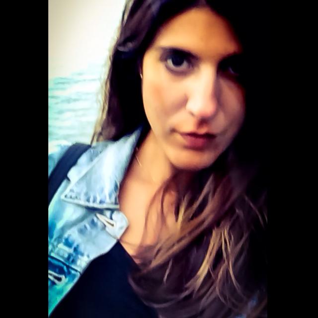 Ποιά είναι η Δάφνη Ματζιαράκη, υποψήφια για Οσκαρ με το ντοκιμαντέρ «4.1 Miles»-1