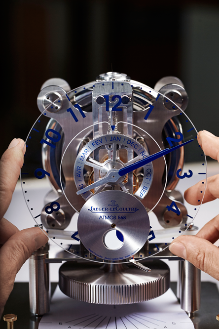 JAEGER-LECOULTRE Atmos 568 by Marc Newson-6
