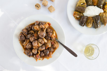 Η ταβέρνα του Ζήση-2