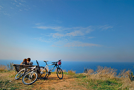 Ρόδος: Ιππότες με… ποδήλατα-1