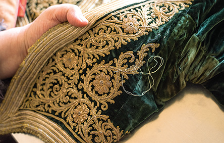 Καλαμάτα: Η υψηλή ραπτική της παράδοσης-6