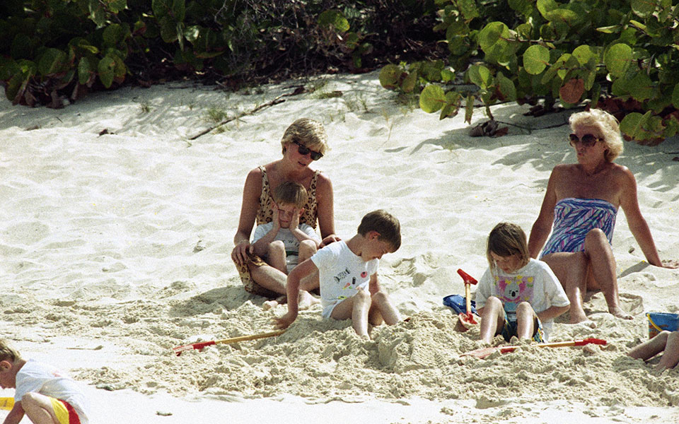 Flashback στην 12η Απριλίου-3