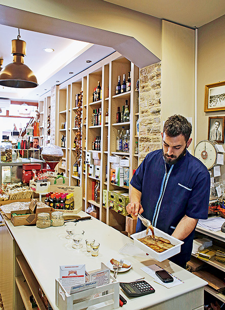 Λάρισα: Με όπλο τη ζωντάνια της-1