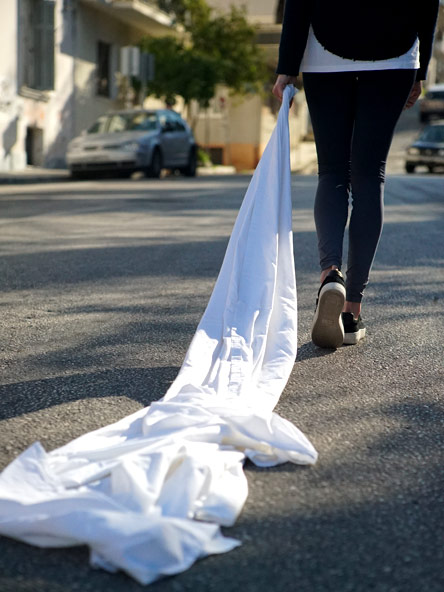Μαρία Φραγκουδάκη: BedSheets – The Duality of Freedom-1