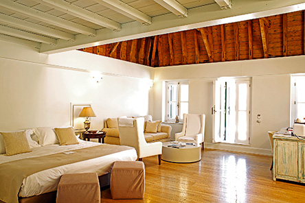 Σπέτσες. Κάτι τρέχει-4