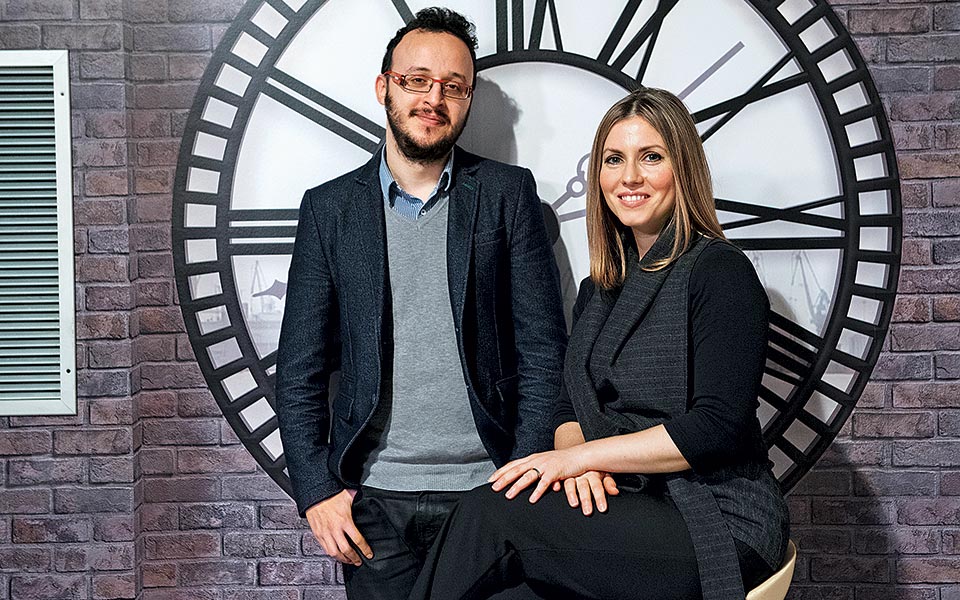 Το «House  of Cards» στο μικροσκόπιο-1