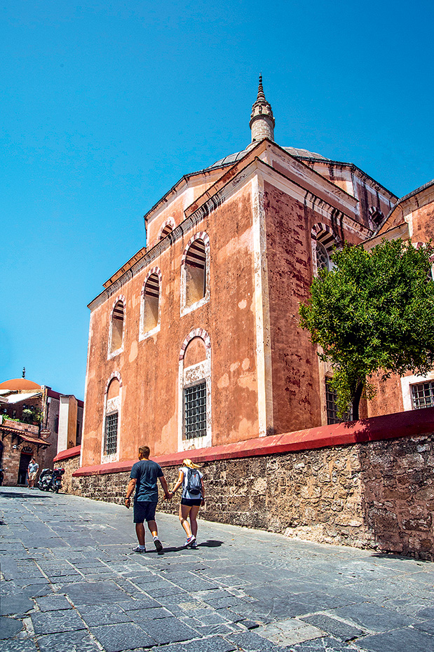 Ρόδος και των τουριστών, και των ιπποτών-2