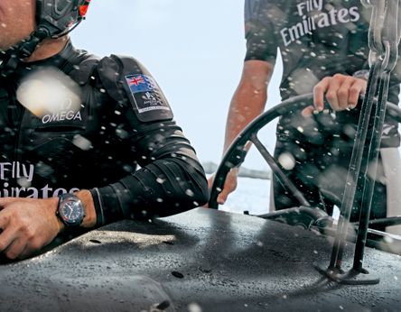 Η OMEGA γιορτάζει τη νίκη της ομάδας Emirates της Νέας Ζηλανδίας στο America’s Cup-3