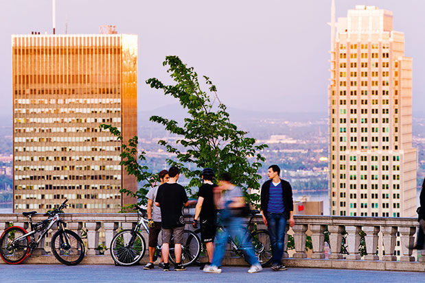 Oρθοπεταλιές στον κόσμο-3