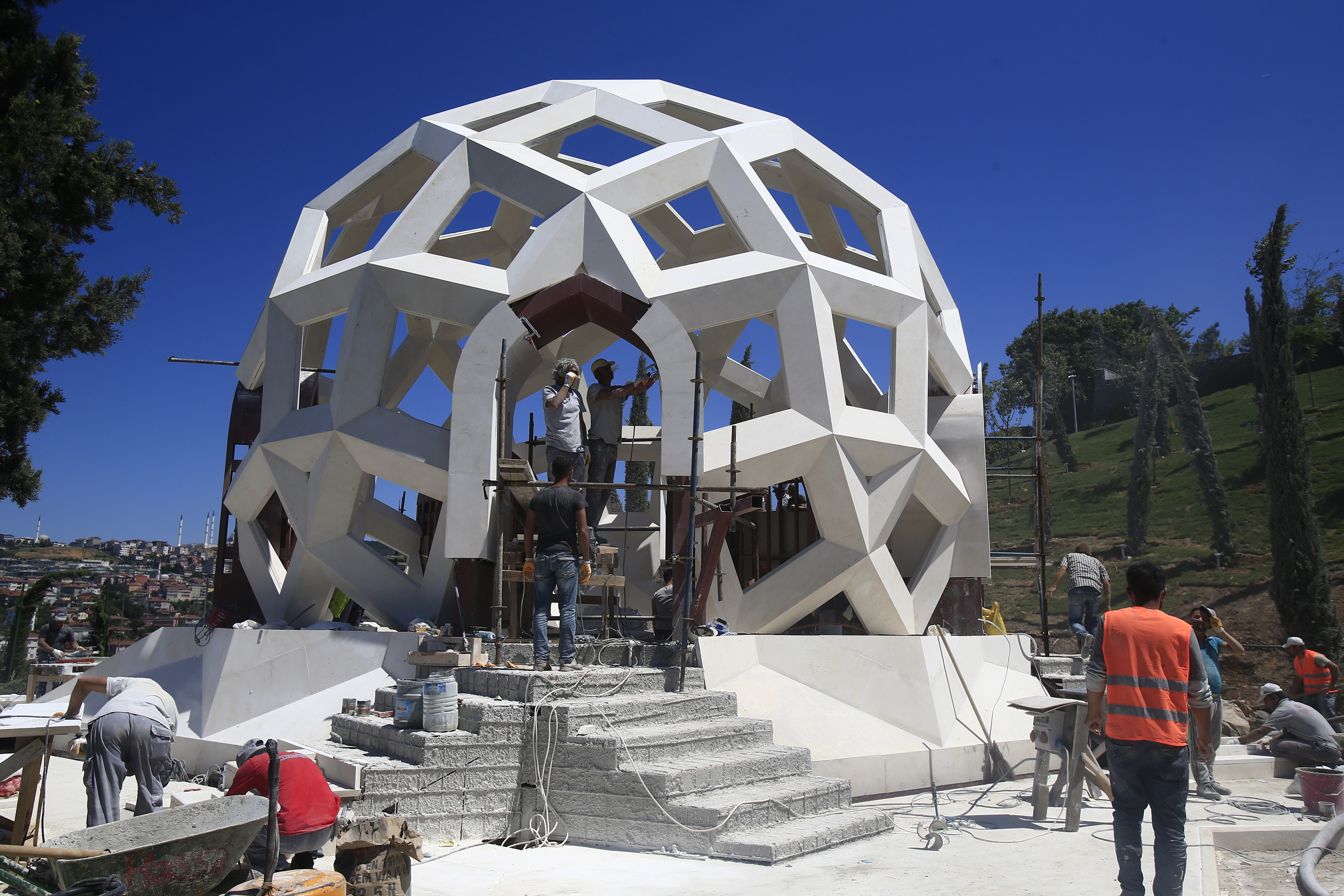 Ενα χρόνο μετά το πραξικόπημα, η Τουρκία μία διχασμένη χώρα-4