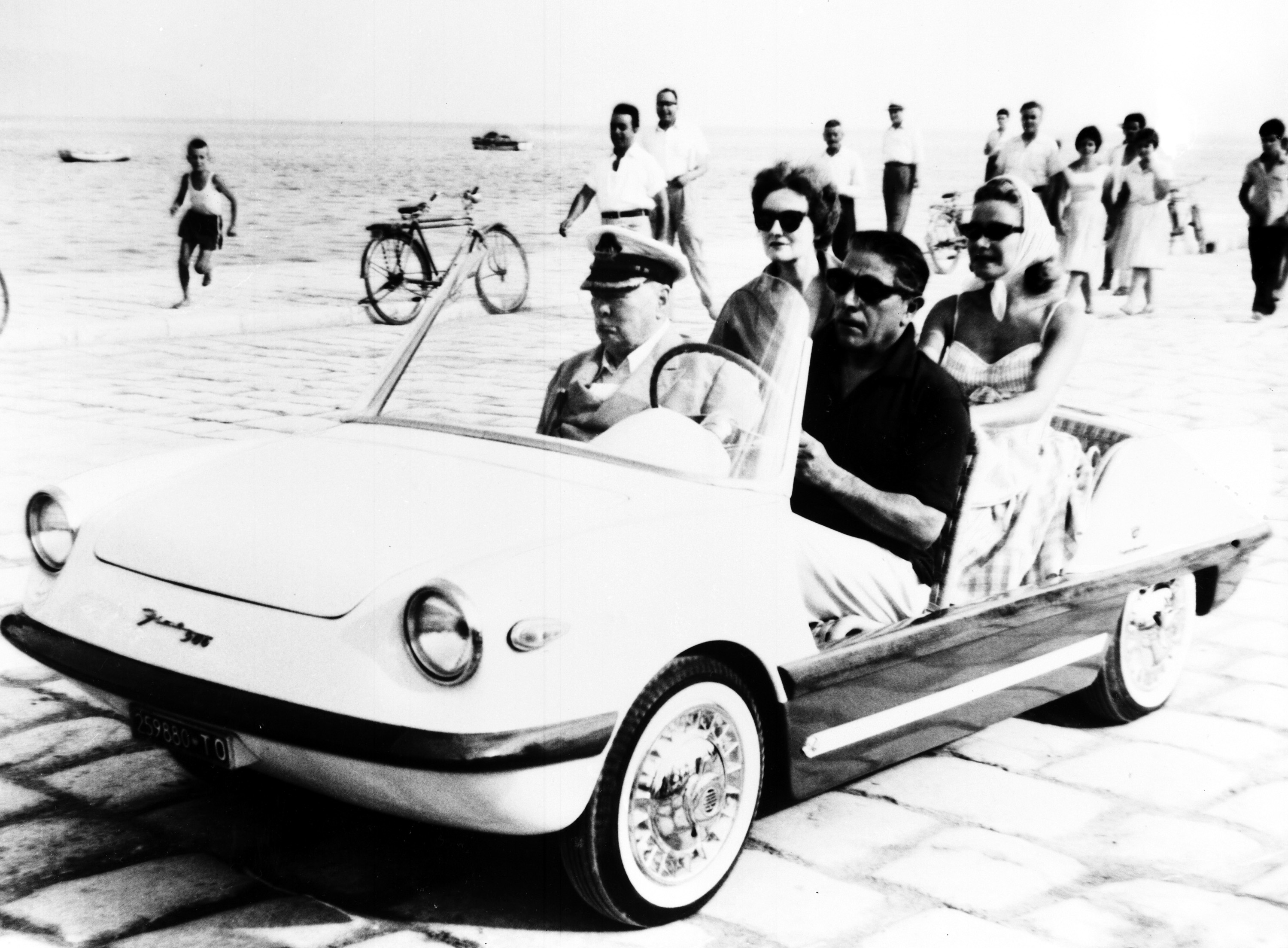 Flashback στην 28η Ιουλίου-3