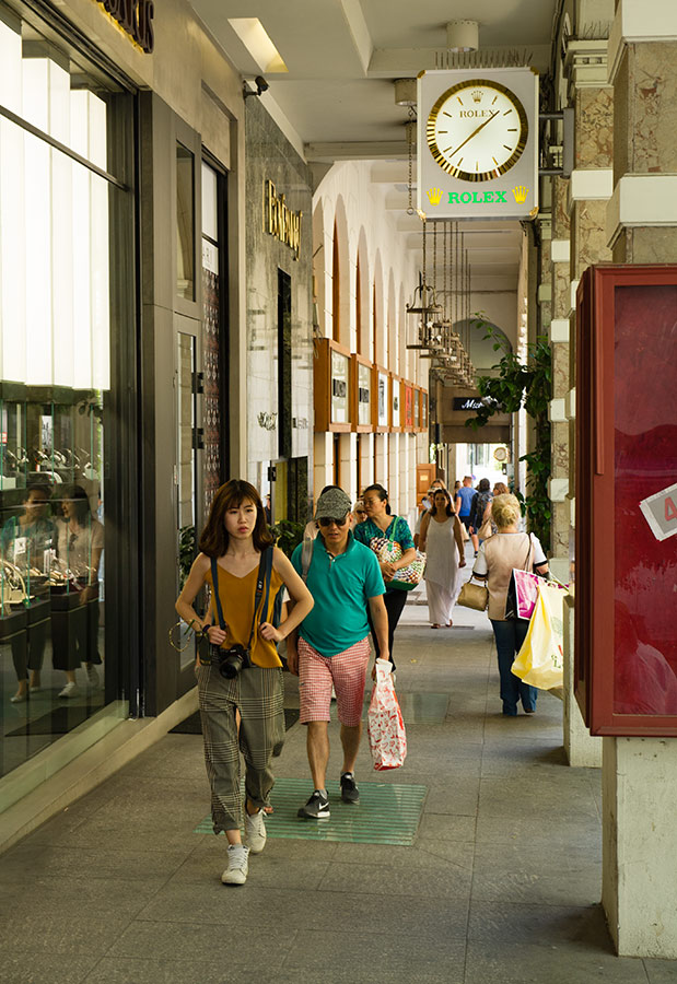 Από το Πεκίνο στη Βουκουρεστίου-2