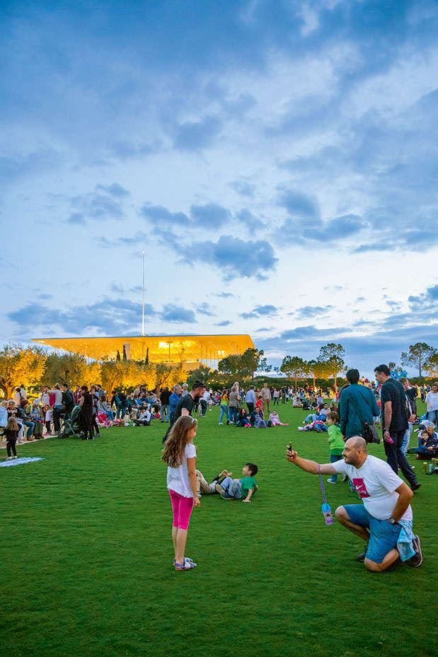 Και στην Αθήνα περνάμε καλά-3