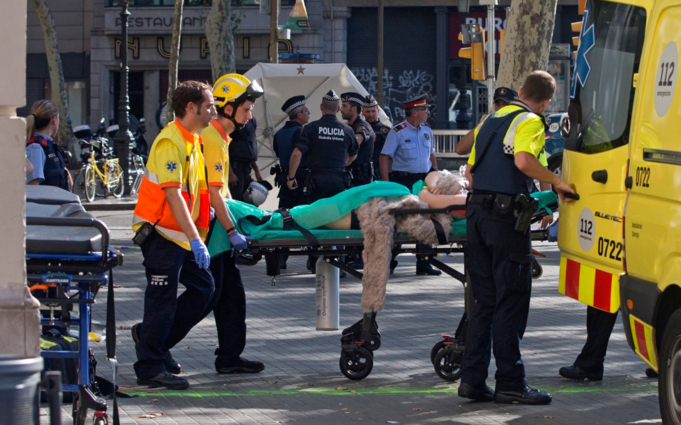 To Iσλαμικό Κράτος πίσω από την επίθεση στη Βαρκελώνη – 13 νεκροί, 80 τραυματίες-1