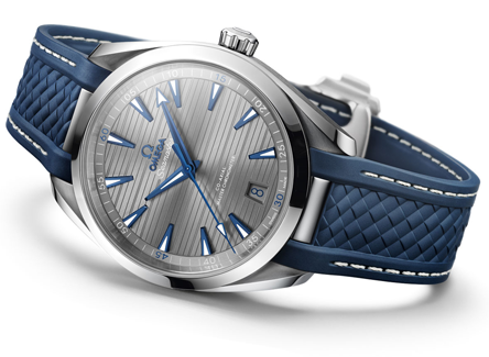 Ο Eddie Redmayne παρουσιάζει τα νέα OMEGA Seamaster Aqua Terra-6