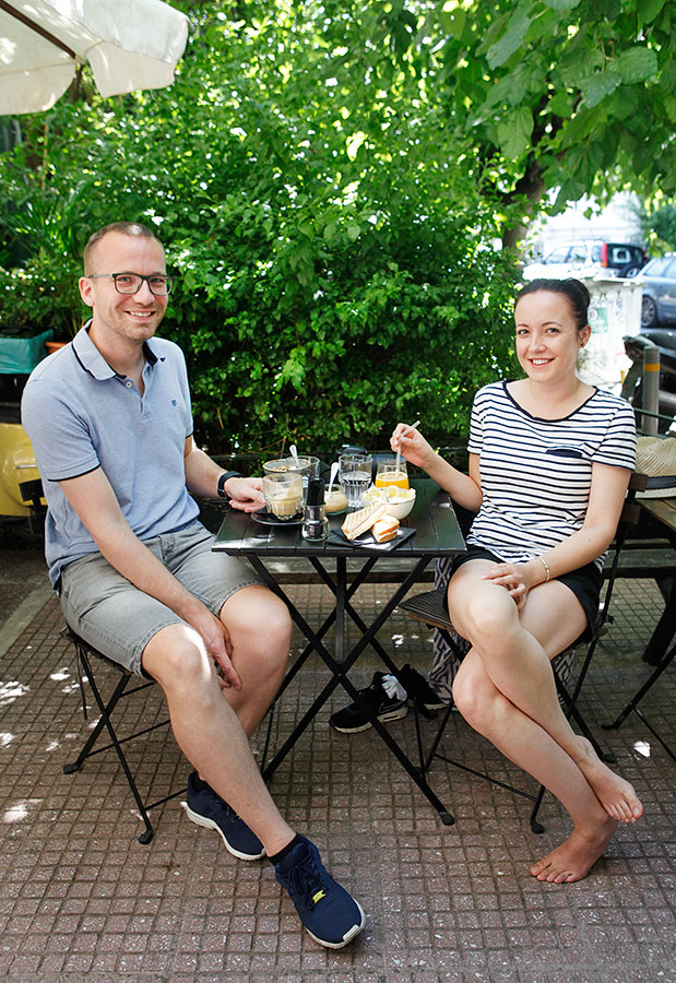 Οι τουρίστες  είναι παντού!-2