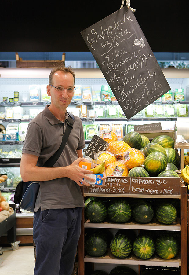 Οι τουρίστες  είναι παντού!-3