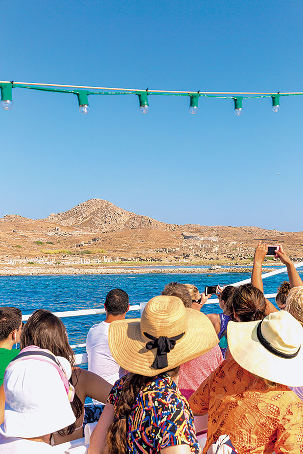 Μύκονος χωρίς σαμπάνιες-5